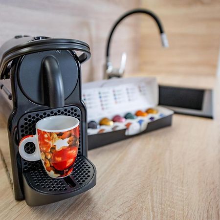 Soho Apartment Pisek  Ngoại thất bức ảnh