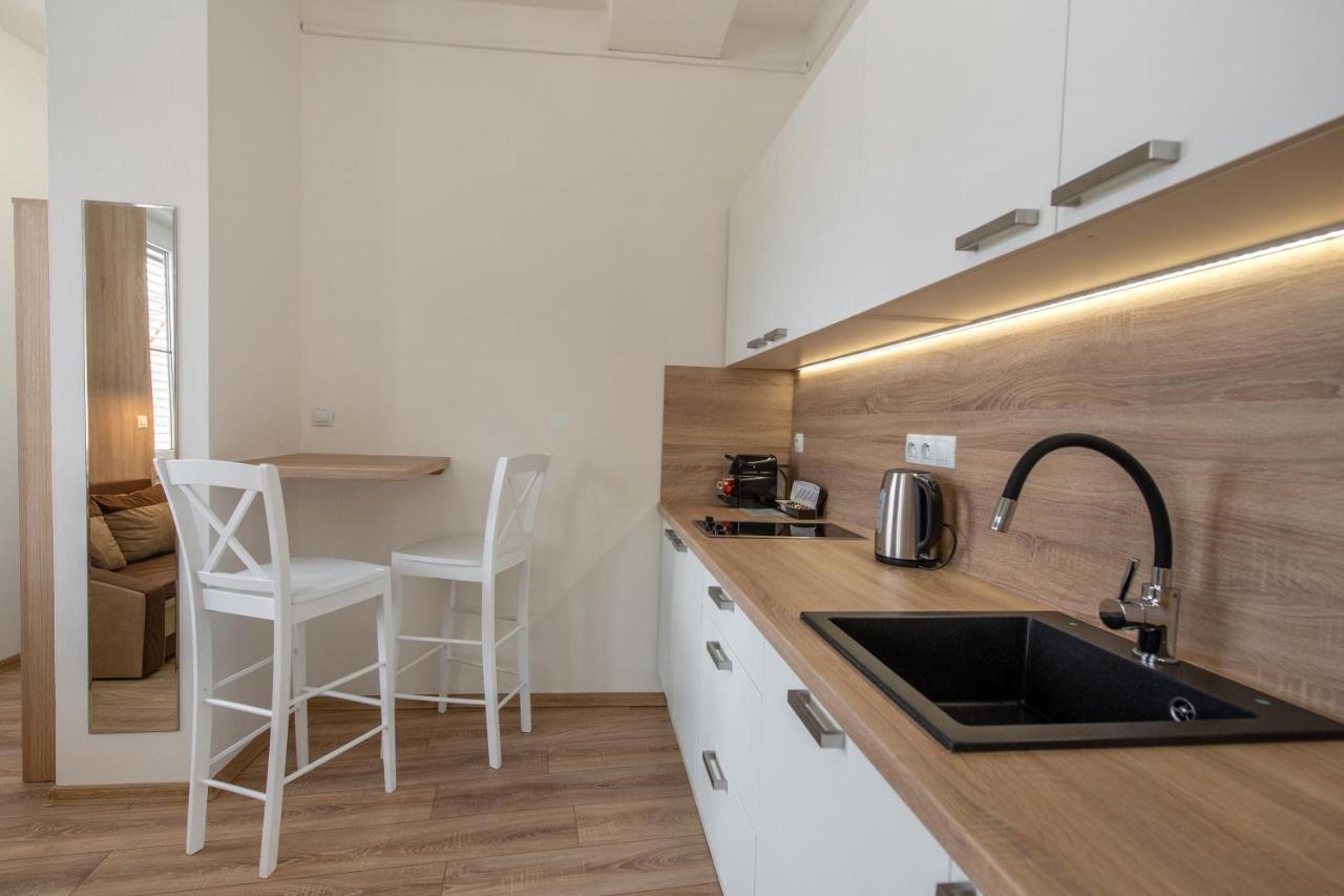 Soho Apartment Pisek  Ngoại thất bức ảnh