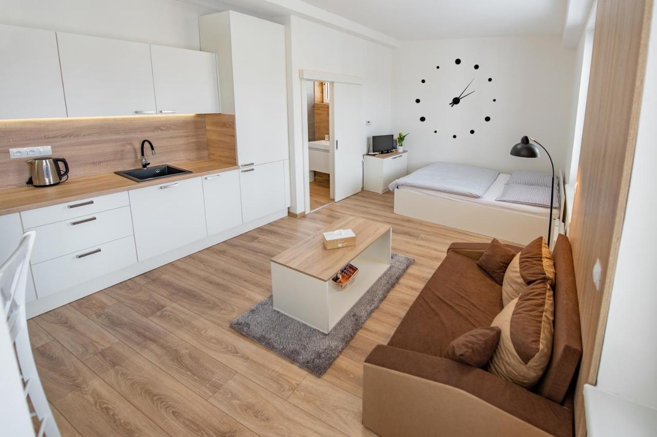 Soho Apartment Pisek  Ngoại thất bức ảnh
